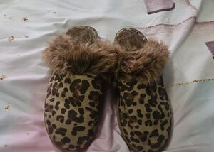 Leopard Print Fur Lined Women's Slippers